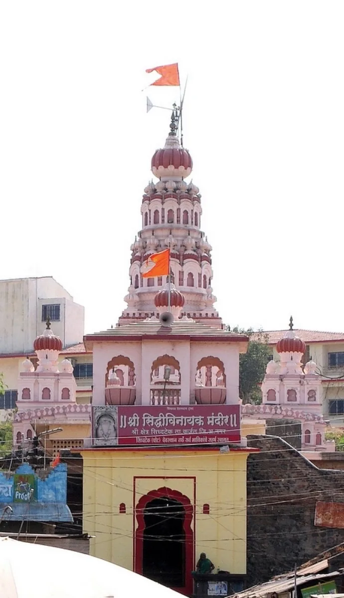 5 Best Pilgrimage Road Trips from Pune: Temples, Jyotirlingas & Cab Guide