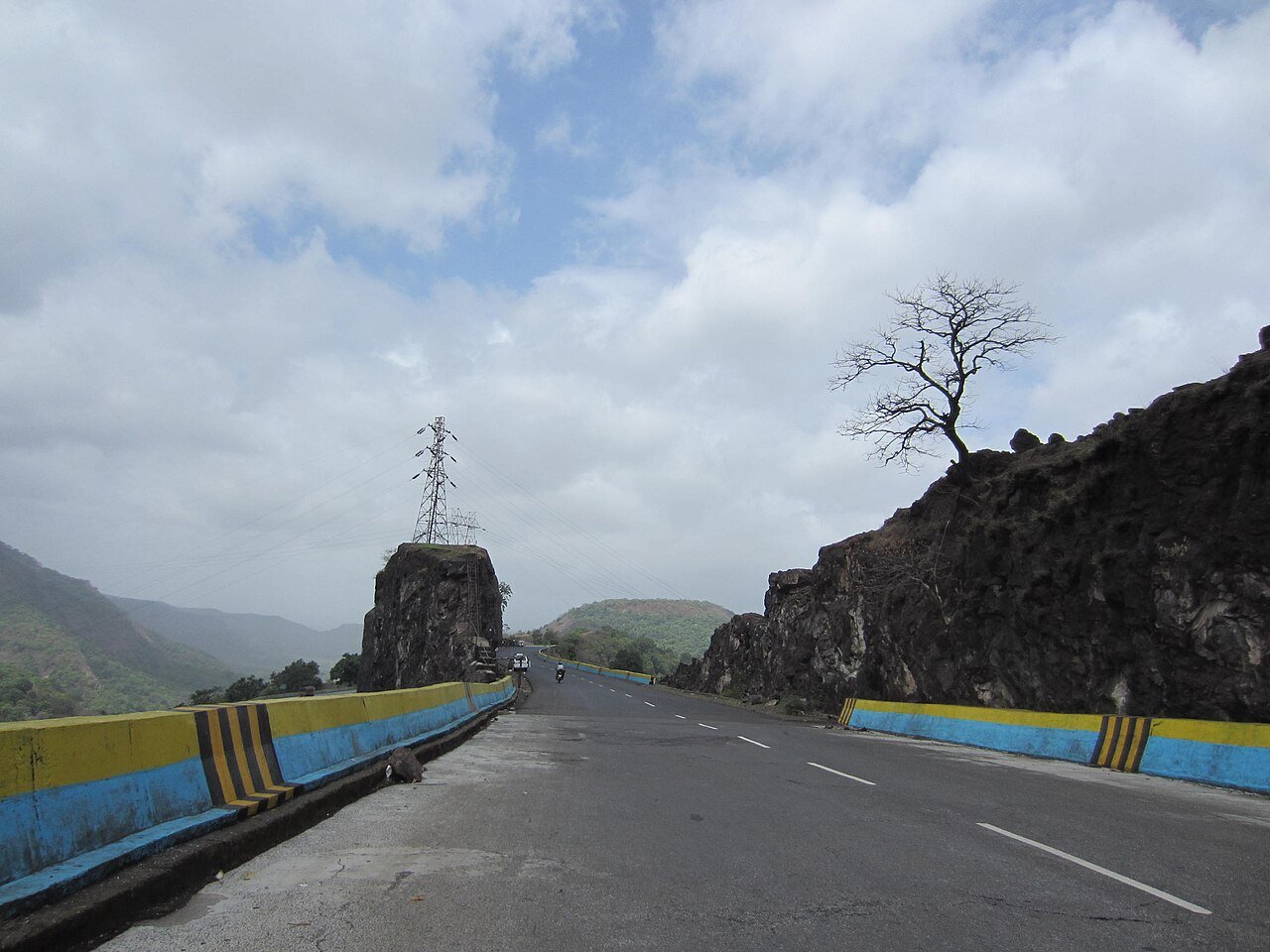 Lonavala & Khandala: The Weekend Everyone Keeps Going Back To