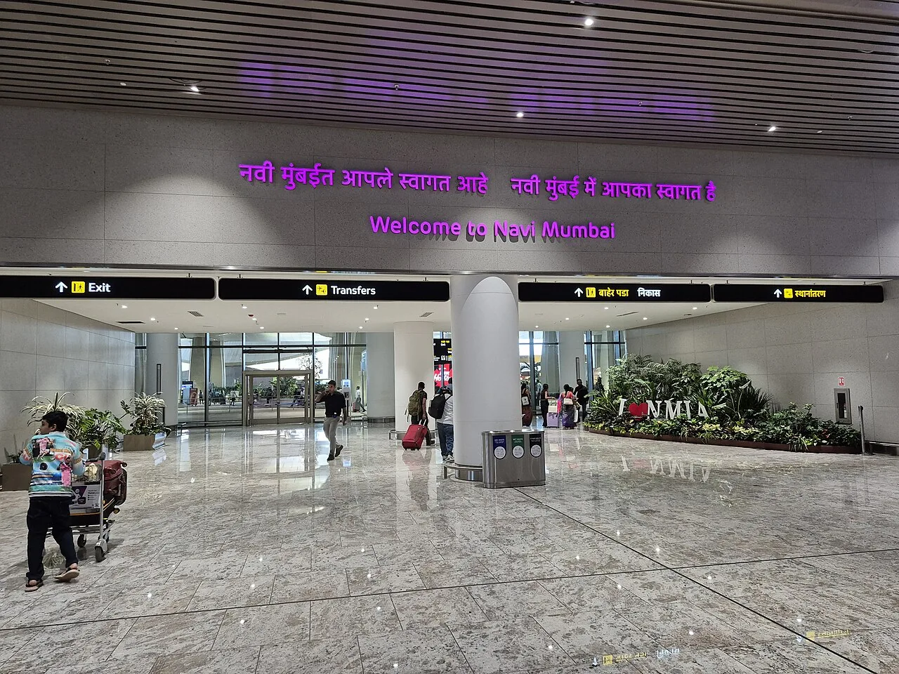 NMIA Night Arrival to Pune: Flight Tracking & Midnight Cab Pickup