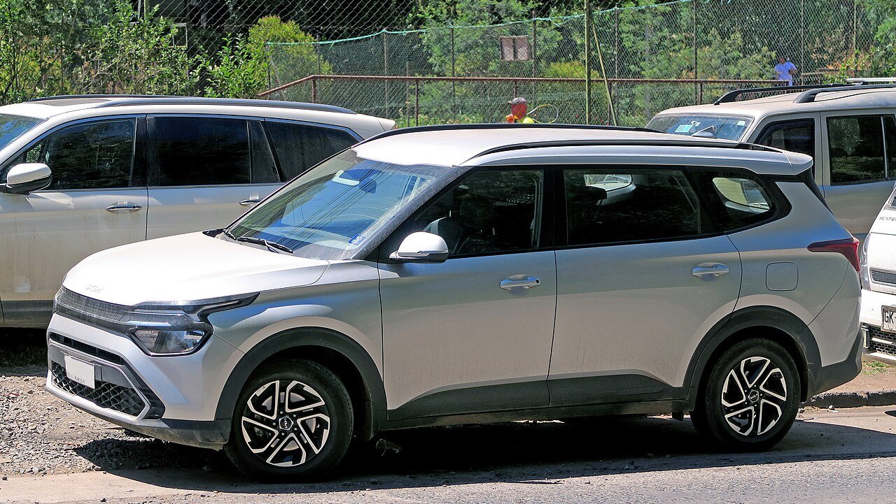 Kia Carens EV cab